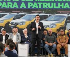 Governador entrega 142 novas viaturas para a Polícia Militar e caminhões para Defesa Civil