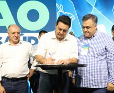 Governador anuncia R$ 1 bilhão para fortalecer a saúde no Paraná