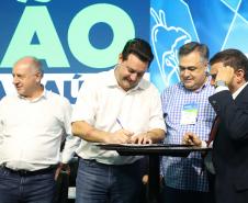 Governador anuncia R$ 1 bilhão para fortalecer a saúde no Paraná