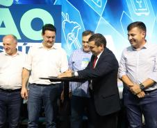 Governador anuncia R$ 1 bilhão para fortalecer a saúde no Paraná