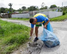 Mais de 300 profissionais trabalham na conscientização contra a dengue no Litoral