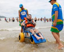 Em menos de 30 dias, programa Praia Acessível já supera atendimentos do último verão