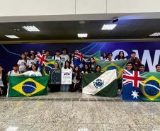 Ganhando o Mundo: 54 alunos da rede estadual embarcam para intercâmbio na Austrália