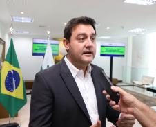 O governador Carlos Massa Ratinho Junior e o diretor presidente da Paranaprevidência, Felipe Vidigal, assinaram o termo de concessão da Certificação Institucional do nível III do programa federal nesta terça-feira (12).