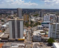 Campo Mourão, 22 de setembro de 2023 - Drone da cidade de Campo Mourão, localizada na região centro-ocidental do Paraná.