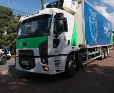 Governador em exercício Darci Piana acompanha a saída dos caminhões que levam as doações para o Rio Grande do Sul.