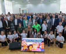 O governador em exercício Darci Piana assina nesta terca-feira (14), repasse de R$ 20.588.583,90 do Fundo Estadual para Infância e Adolescência - FIA/PR para 259 Organizações da Sociedade Civil.