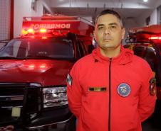 Atendendo a determinação do governador Carlos Massa Ratinho Junior, o Estado enviou nesta quarta-feira (1º) uma equipe do Corpo de Bombeiros Militar do Paraná (CBMPR) para auxiliar o Rio Grande do Sul em meio à calamidade causada pelas chuvas