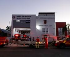 Atendendo a determinação do governador Carlos Massa Ratinho Junior, o Estado enviou nesta quarta-feira (1º) uma equipe do Corpo de Bombeiros Militar do Paraná (CBMPR) para auxiliar o Rio Grande do Sul em meio à calamidade causada pelas chuvas