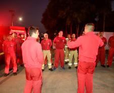 Atendendo a determinação do governador Carlos Massa Ratinho Junior, o Estado enviou nesta quarta-feira (1º) uma equipe do Corpo de Bombeiros Militar do Paraná (CBMPR) para auxiliar o Rio Grande do Sul em meio à calamidade causada pelas chuvas