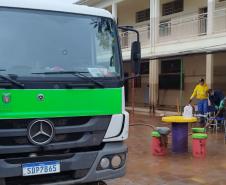 Mais 30 caminhões-pipa do IAT vão se juntar ao comboio de apoio às vítimas das chuvas no RS