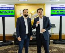 Governador anuncia pacote para educação com seis novas escolas, ampliações e placas solares