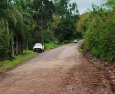 Equipes do DER/PR ajudam a recuperar rodovias de duas cidades no Rio Grande do Sul