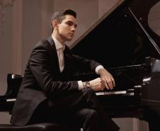 Solista Russo Dmitryshishkin