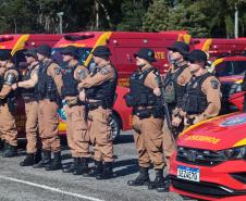 O governador Carlos Massa Ratinho Junior entregou nesta segunda-feira (3) 39 novos veículos para reforçar os trabalhos do Corpo de Bombeiros do Paraná.
