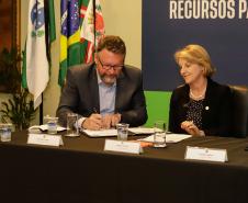 Curitiba, 17 de junho de 2024 - O governador Carlos Massa Ratinho Jr., anuncia a liberação de verbas para pavimentação, restauração de praça e obras de saneamento em Curitiba.