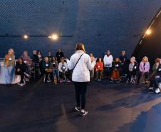 Museu de Arte Contemporânea (MAC-PR) - Sala Aberta – Durante a próxima quarta-feira, de entrada gratuita no museu, o MAC Paraná vai promover mais uma sessão aberta ao público de desenho com modelo vivo, a partir da observação de praticantes de boxe.