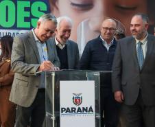 O governador em exercício Darci Piana e o presidente da Sanepar, Wilson Bley, anunciam nesta terça-feira (02) um pacote de investimento em saneamento rural e urbano e distribuição de água, além da conclusão de obras emblemáticas do setor.