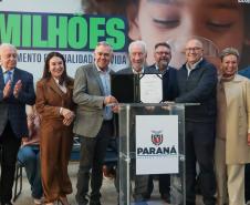 O governador em exercício Darci Piana e o presidente da Sanepar, Wilson Bley, anunciam nesta terça-feira (02) um pacote de investimento em saneamento rural e urbano e distribuição de água, além da conclusão de obras emblemáticas do setor.