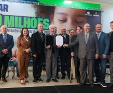 O governador em exercício Darci Piana e o presidente da Sanepar, Wilson Bley, anunciam nesta terça-feira (02) um pacote de investimento em saneamento rural e urbano e distribuição de água, além da conclusão de obras emblemáticas do setor.