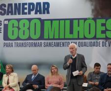 O governador em exercício Darci Piana e o presidente da Sanepar, Wilson Bley, anunciam nesta terça-feira (02) um pacote de investimento em saneamento rural e urbano e distribuição de água, além da conclusão de obras emblemáticas do setor.