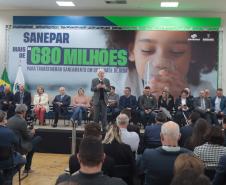 O governador em exercício Darci Piana e o presidente da Sanepar, Wilson Bley, anunciam nesta terça-feira (02) um pacote de investimento em saneamento rural e urbano e distribuição de água, além da conclusão de obras emblemáticas do setor.
