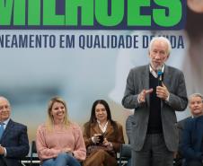 O governador em exercício Darci Piana e o presidente da Sanepar, Wilson Bley, anunciam nesta terça-feira (02) um pacote de investimento em saneamento rural e urbano e distribuição de água, além da conclusão de obras emblemáticas do setor.