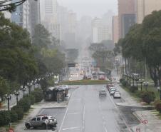 De acordo com o Simepar, precipitação na Capital na primeira quinzena foi de 131,5 mm, valor 44% maior do que a média prevista para o mês.