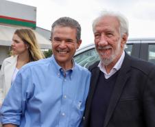 O governador em exercício Darci Piana recebeu o ministro da Pesca e Aquicultura, André de Paula, em uma visita a produtores de tilápia em Alvorada do Sul e Bela Vista do Paraíso, na região Norte do Paraná, nesta segunda-feira (15).