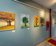 Museu Casa Alfredo Andersen (MCAA) - Últimos dias – Termina na quarta-feira (31) a exibição de "Minha Natureza – A chuva é a mesma, mas cada um sente de um jeito", fruto da residência artística do artista visual e arte-educador Nilson Sampaio, especialista em inclusão de pessoas com Transtorno do Espectro Autista.