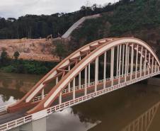 Cartão-postal: Ponte dos Arcos de União da Vitória é revitalizada pelo DER/PR.