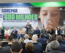 O governador em exercício Darci Piana e o presidente da Sanepar, Wilson Bley, anunciam nesta terça-feira (02) um pacote de investimento em saneamento rural e urbano e distribuição de água, além da conclusão de obras emblemáticas do setor.