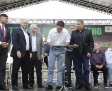 Governador autoriza início da pavimentação entre São José dos Pinhais e Mandirituba