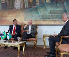 O vice-governador Darci Piana recebe nesta terca-feira (20), o embaixador da Costa Rica, Norman Lizano no Palacio Iguacu.
