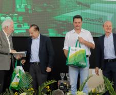 Campo Mourão, 16 de agosto de 2024 - O governador Carlos Massa Ratinho Junior participa da inauguração da indústria de rações e do lançamento da pedra fundamental da indústria de etanol e milho da Coamo em Campo Mourão. 