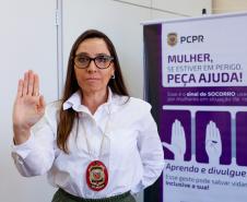 Delegada explica trabalho intenso e integrado do Paraná em defesa das mulheres - Chefe da Divisão de Polícia Especializada (DPE), delegada Luciana Novaes detalha como é o trabalho da Polícia Civil no combate à violência contra mulher e orienta as vítimas a como agir para prevenir e denunciar casos de agressões físicas e mentais