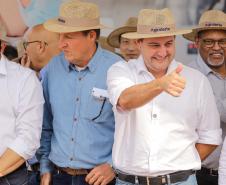 Governador assina acordo com Castrolanda para criação de Parque Tecnológico do Agroleite