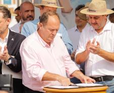 Governador assina acordo com Castrolanda para criação de Parque Tecnológico do Agroleite