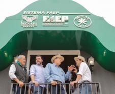 Governador assina acordo com Castrolanda para criação de Parque Tecnológico do Agroleite