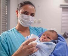 Rede de aleitamento materno e hospitais certificados ajudam milhares de bebês todos os anos - A Secretaria de Estado da Saúde (Sesa) possui a Rede Estadual de Bancos de Leite Humano, que atualmente conta com 15 bancos de leite humano (BLH) e 15 postos de coleta (PCLH) em todo Estado