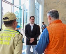 O governador Carlos Massa Ratinho Junior anunciou nesta terça-feira (10) investimento de R$ 21 milhões para ações de combate a incêndios florestais no Paraná.