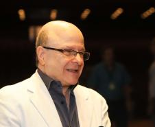 O governador Carlos Massa Ratinho Junior anuncia nesta quinta-feira (12) o repasse R$ 50 milhões para reforma, revitalização, adequação e modernização da estrutura do teatro, além da aquisição de novos equipamentos e instrumentos para Orquestra Sinfônica do Paraná