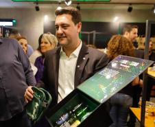 Ponta Grossa, 12 de setembro de 2024 - O governador Carlos Massa Ratinho Junior visita a fábrica da Heineken.