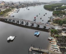 Governador inaugura ponte que liga Ilha dos Valadares ao centro de Paranaguá