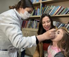 Com mais de 160 mil doses aplicadas, Paraná divulga novo balanço da força-tarefa de vacinação nas escola