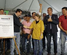 Governador inaugura ponte que liga Ilha dos Valadares ao centro de Paranaguá