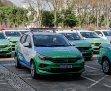 Curitiba, 23 de setembro de 2024 - O governador Carlos Massa Ratinho Junior realiza a entrega de veículos destinados ao serviço de transporte de órgãos.