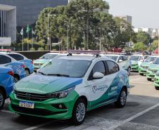 Curitiba, 23 de setembro de 2024 - O governador Carlos Massa Ratinho Junior realiza a entrega de veículos destinados ao serviço de transporte de órgãos.