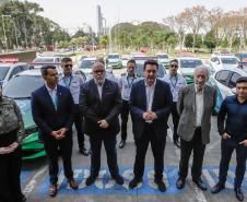 Curitiba, 23 de setembro de 2024 - O governador Carlos Massa Ratinho Junior realiza a entrega de veículos destinados ao serviço de transporte de órgãos.