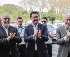 Curitiba, 23 de setembro de 2024 - O governador Carlos Massa Ratinho Junior realiza a entrega de veículos destinados ao serviço de transporte de órgãos.